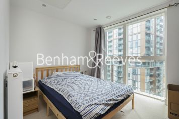 3  bedrooms flat to rent in Talisman Tower, Lincoln Plaza, E14-image 4