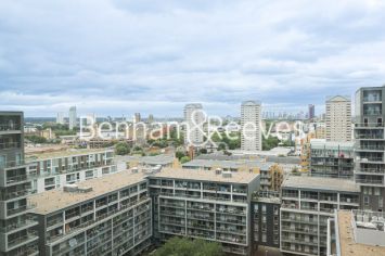 3  bedrooms flat to rent in Talisman Tower, Lincoln Plaza, E14-image 7