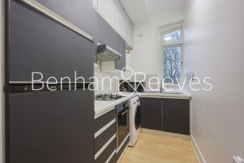 2 bedrooms flat to rent in St. John Street, Clerkenwell, EC1V-image 2