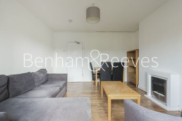 3 bedrooms flat to rent in Norris House, Colville Estate, N1-image 19