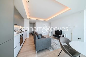 2  bedrooms flat to rent in Carrara Tower, Bollinder Place, EC1V-image 7