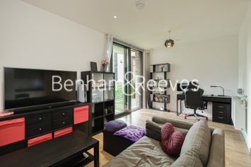 1  bedroom flat to rent in Macclesfield Road, Shoreditch, EC1V-image 1