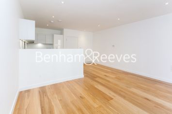 2  bedrooms flat to rent in Holman Drive, Norwood Green, UB2-image 2