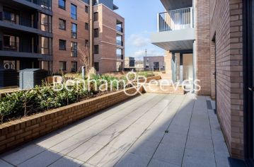 2  bedrooms flat to rent in Holman Drive, Norwood Green, UB2-image 12