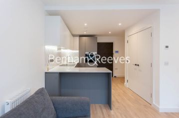 1 bedroom flat to rent in Accolade Avenue, Southall, UB1-image 7