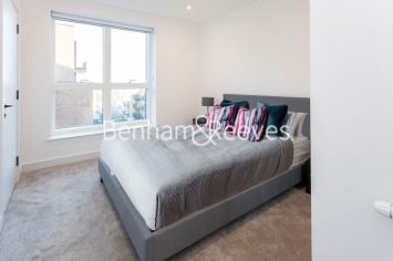 2  bedrooms flat to rent in Accolade Avenue, Southall, UB1-image 4