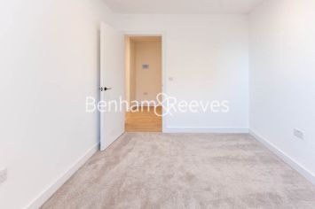 2  bedrooms flat to rent in Accolade Avenue, Southall, UB1-image 11