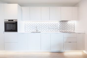 1  bedroom flat to rent in Cedrus Avenue, Southall, UB1-image 2