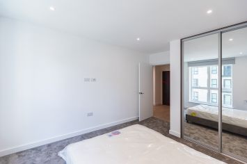 1  bedroom flat to rent in Cedrus Avenue, Southall, UB1-image 14