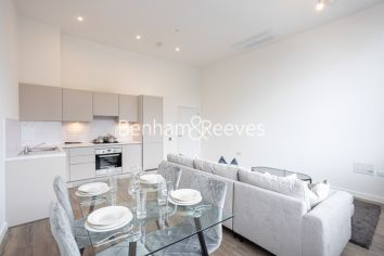 1  bedroom flat to rent in Carnation Gardens, Hayes, UB3-image 3