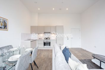 1  bedroom flat to rent in Carnation Gardens, Hayes, UB3-image 12
