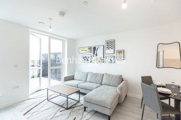2  bedrooms flat to rent in Carnation Gardens, Hayes, UB3-image 1