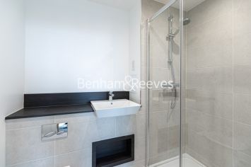 2  bedrooms flat to rent in Carnation Gardens, Hayes, UB3-image 8