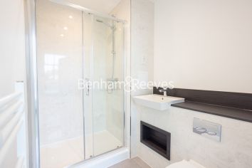 2  bedrooms flat to rent in Carnation Gardens, Hayes, UB3-image 3