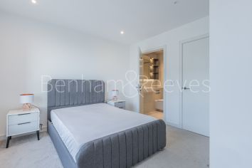 2  bedrooms flat to rent in Greenleaf Walk, Southall, UB1-image 4