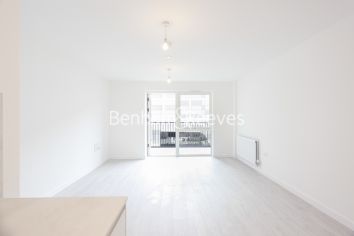 1  bedroom flat to rent in Farine Avenue, Hayes, UB3-image 12