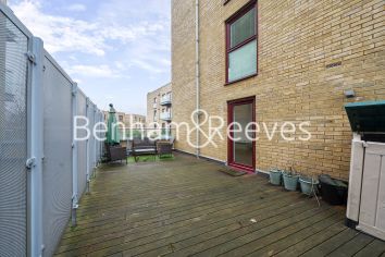 2  bedrooms flat to rent in Kings Mill Way, Denham, UB9-image 13