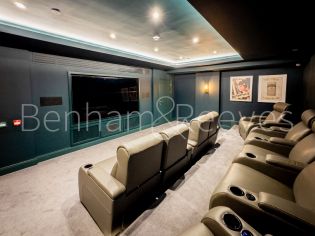 image 1  bedroom flat to rent in Exploration Way, Slough, SL1-image 10