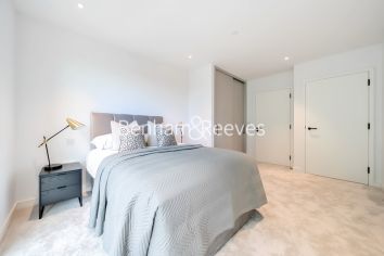image 2  bedrooms flat to rent in Cedrus Avenue, Southall, UB1-image 4
