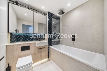 1  bedroom flat to rent in Greenleaf Walk, Southall, UB1-image 4
