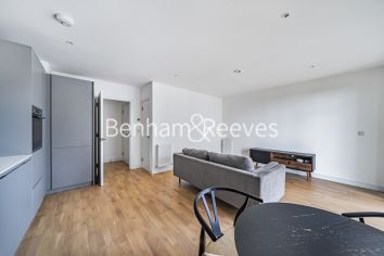 1  bedroom flat to rent in Greenleaf Walk, Southall, UB1-image 8
