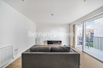 1  bedroom flat to rent in Greenleaf Walk, Southall, UB1-image 17