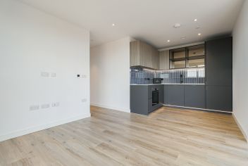 1  bedroom flat to rent in Viola House, Southall, UB1-image 14