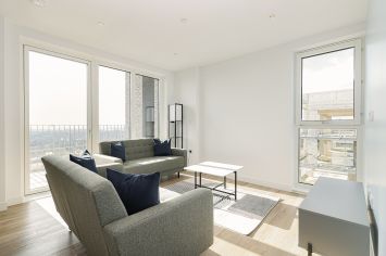 2  bedrooms flat to rent in Viola House, Greenleaf Walk, UB1-image 7