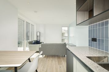 2  bedrooms flat to rent in Viola House, Greenleaf Walk, UB1-image 8
