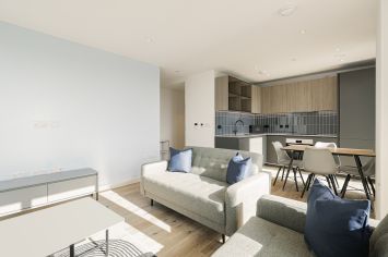 2  bedrooms flat to rent in Viola House, Greenleaf Walk, UB1-image 9