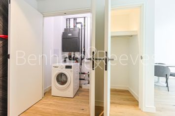1  bedroom flat to rent in Viola House, Greenleaf Walk, UB1-image 13