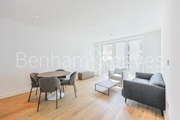 1  bedroom flat to rent in Viola House, Greenleaf Walk, UB1-image 16