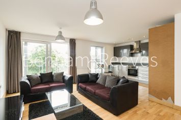 2  bedrooms flat to rent in Porters Way, West Drayton, UB7-image 8