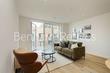1  bedroom flat to rent in Samara Drive, Southall, UB1-image 1