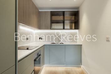 1  bedroom flat to rent in Samara Drive, Southall, UB1-image 2