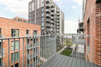 1  bedroom flat to rent in Samara Drive, Southall, UB1-image 4