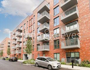 1  bedroom flat to rent in Samara Drive, Southall, UB1-image 10