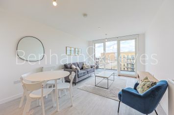 1  bedroom flat to rent in Cranton Avenue, Hayes, UB3-image 14