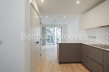Studio flat to rent in Arber House, Greenleaf Walk, UB1-image 12