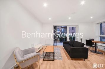 2  bedrooms flat to rent in Watson House, Greenleaf Walk, UB1-image 9