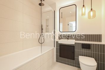 2  bedrooms flat to rent in Viola House, Greenleaf Walk, UB1-image 10