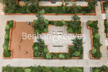 2  bedrooms flat to rent in Greenleaf Walk, Southall, UB1-image 6