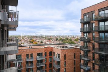 2  bedrooms flat to rent in Viola House, Greenleaf Walk, UB1-image 6
