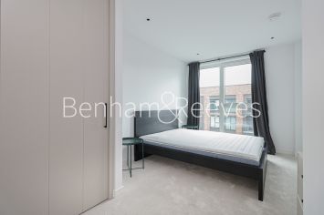 2  bedrooms flat to rent in Viola House, Greenleaf Walk, UB1-image 4