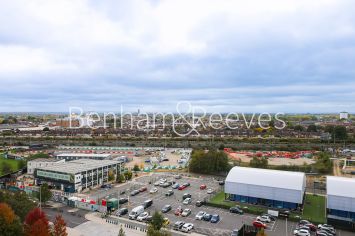 2  bedrooms flat to rent in Viola House, Greenleaf Walk, UB1-image 13