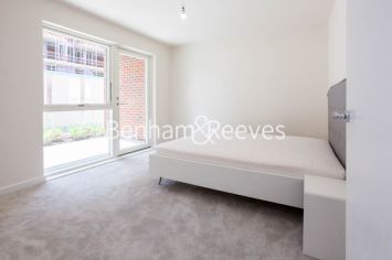 3 bedrooms flat to rent in Lensview Close, Harrow, HA1-image 14