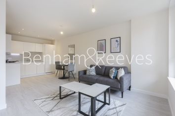 1 bedroom flat to rent in Eastman Road, Harrow, HA1-image 1