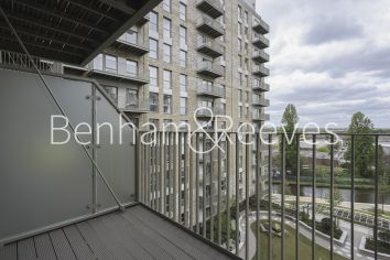 3 bedrooms flat to rent in Belgrave Road, Wembley, HA0-image 1