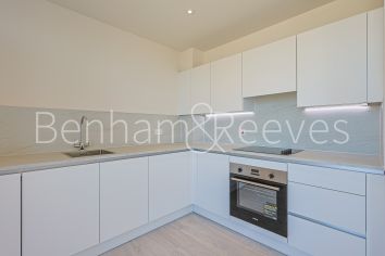 2  bedrooms flat to rent in Eastman Road, Harrow, HA1-image 2