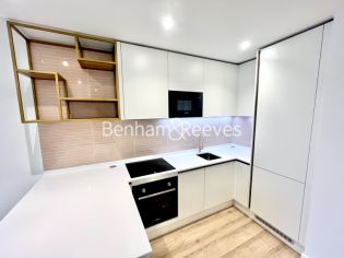 1  bedroom flat to rent in Quay Walk, Grand Union, HA0-image 2